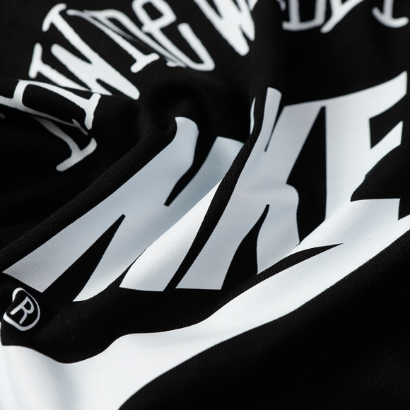 stussy black short-sleeved T-shirt - Picture 4 of 8